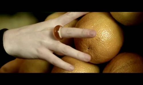 SIX FEET UNDER – “The Super Market”